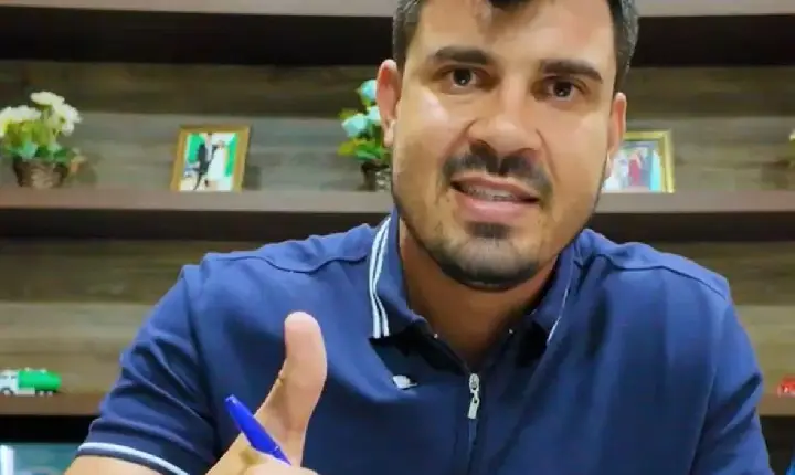 André Rezende concede aumento de 7% aos servidores da Educação de Pacajá