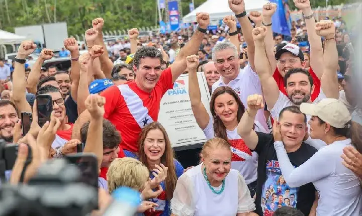 Ao lado de Hana, Helder inaugura Av. Liberdade em último ato antes de deixar o governo