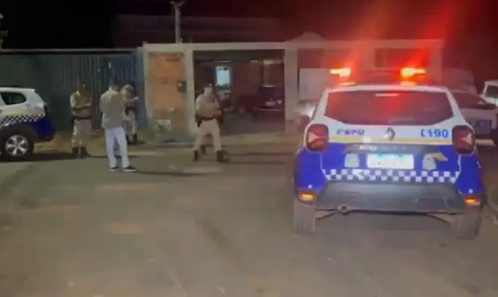 Ao tentar fugir da polícia, motociclista invade casa e tenta fazer refém em Araguaína