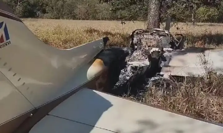Avião carregado com cerca de 300 kg de cocaína faz pouso forçado em fazenda de Goiás