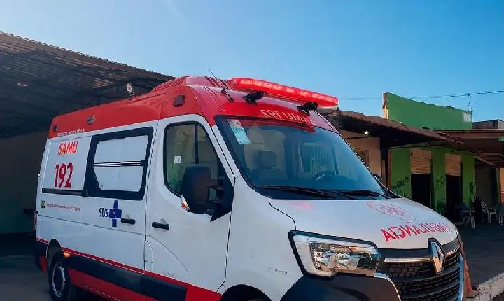 Bannach reforça saúde com nova ambulância 0 km