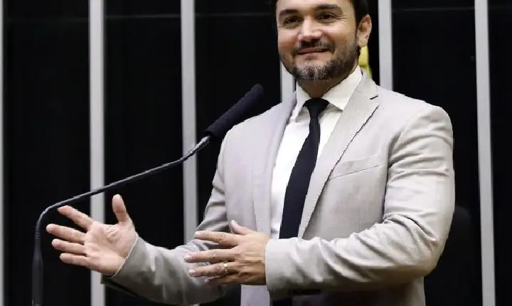 Como está o prestígio de Celso Sabino hoje?