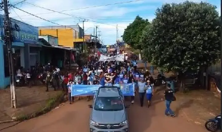 Cumaru do Norte promove caminhada de conscientização sobre o autismo