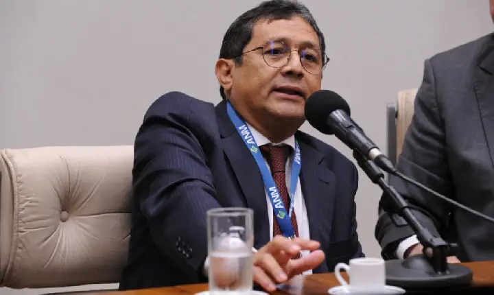 Diretor-geral da Agência Nacional da Mineração e outros 50 são indiciados por fraudes em licenças