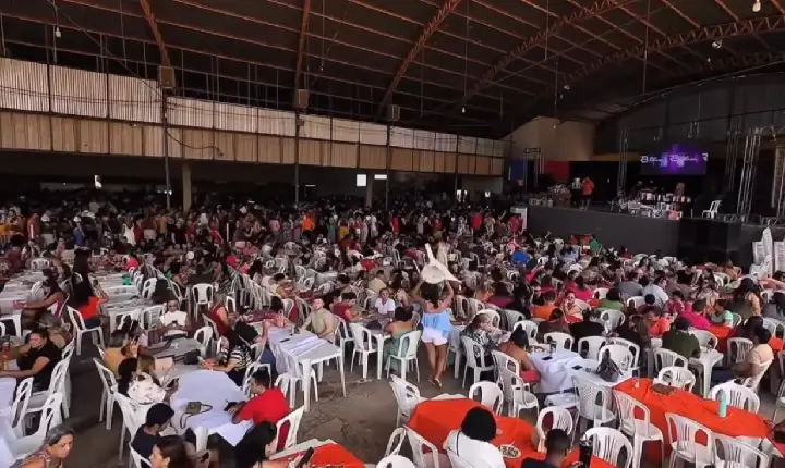 Dr. Rener homenageia servidores públicos com grande festa em Redenção