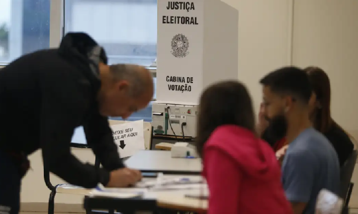 Eleitores acima de 60 anos ampliam participação e ganham relevância nas eleições