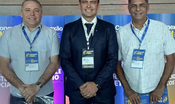 Em Belém, Eduardo Russinho, Flavio Mezzomo e Valdir Lemes participam de palestras sobre administração pública