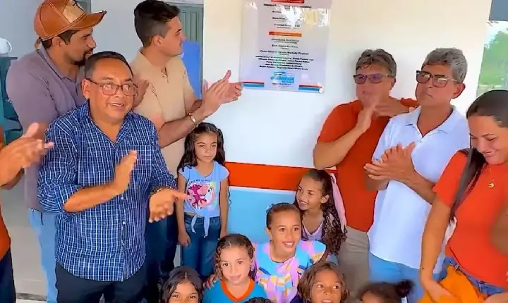 Gestão Russinho entrega Escola Santa Cecília à comunidade de Goianésia do Pará