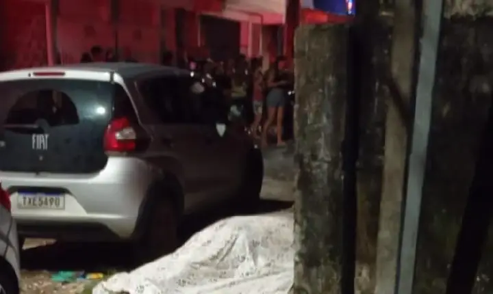 Homem é morto a tiros em Belém durante a madrugada deste domingo (17)