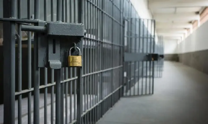 Homem é preso em flagrante por agredir companheira e arrastá-la com motocicleta em Jacundá