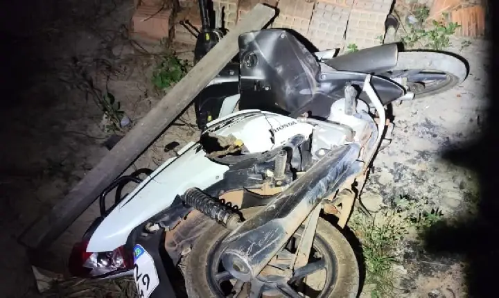 Homem espanca companheira e destrói moto a pauladas por ciúmes em Rondon do Pará