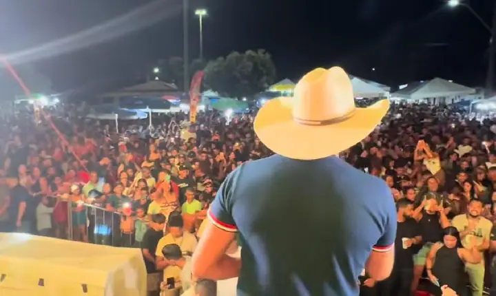 Itupiranga: Flaguim Moral reúne multidão em forrozão em Cajazeiras