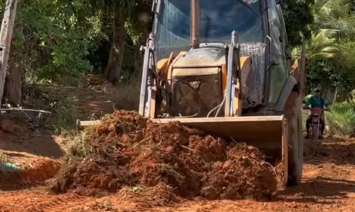 Itupiranga: Gestão Godoy leva limpeza urbana e infraestrutura para o distrito de Cajazeiras