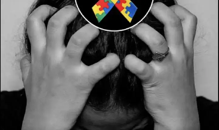 Mãe de 26 anos morre após exaustão extrema ao cuidar sozinha de filho autista