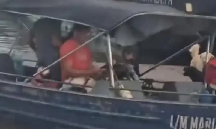 Mulher dá à luz bebê em embarcação, no rio Tapajós