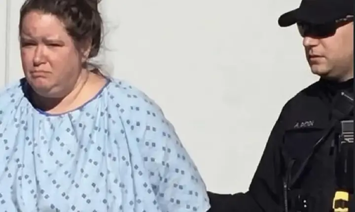 Mulher de 136 kg é condenada por matar namorado após pular em cima dele