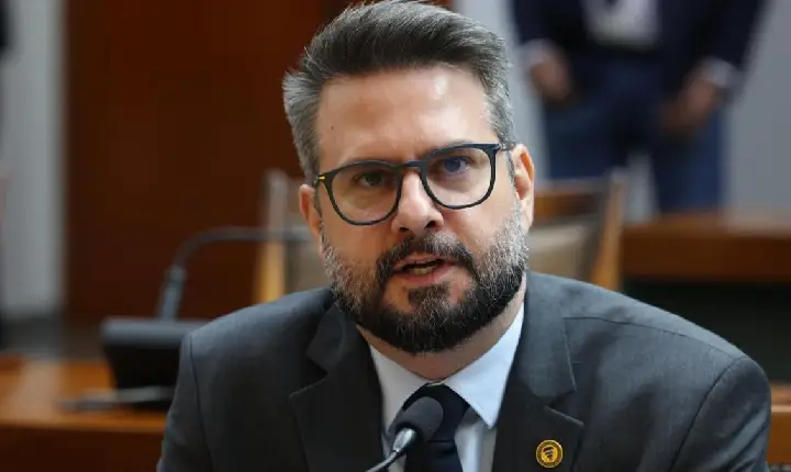 Na Aleto, Mantoan apresenta propostas voltadas à infraestrutura, inclusão e educação no Tocantins
