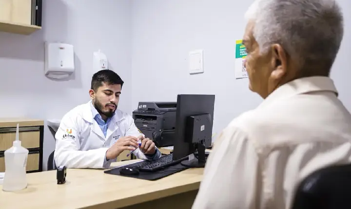 Novembro Azul: a importância de vencer o preconceito e cuidar da saúde masculina