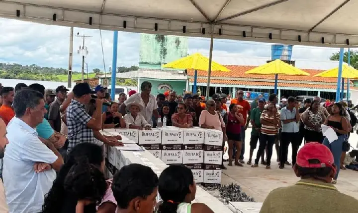 Novo Repartimento: gestão Valdir Lemes realiza ação social na Vila Polo Pesqueiro