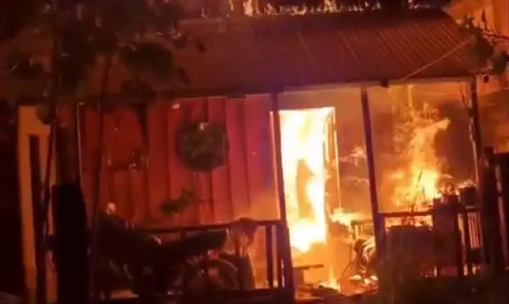 Novo Repartimento: Incêndio destrói casa na Vila Tucuruí