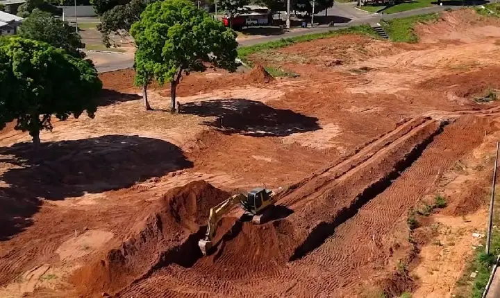 Obra do Parque Baixa Funda é retomada em Araguaína