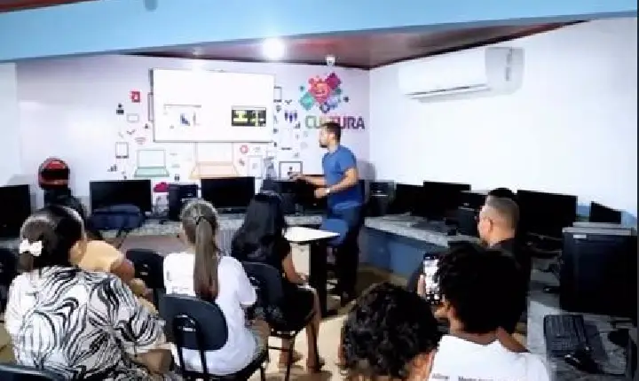 Oficina orienta artistas em Xinguara sobre acesso à Lei Aldir Blanc