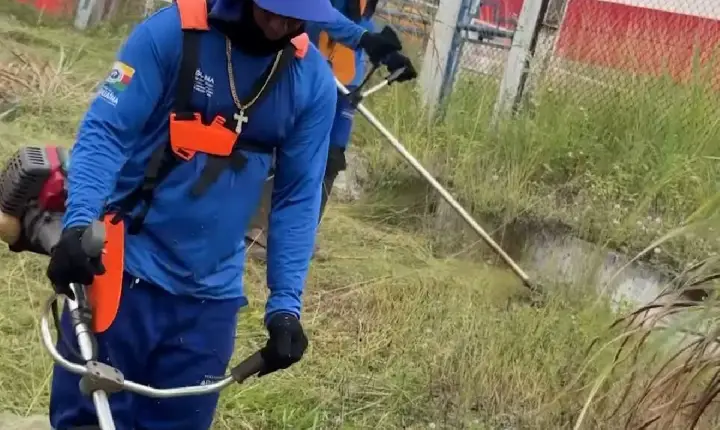 Operação Lote Limpo leva serviços de limpeza urbana aos bairros de Araguaína