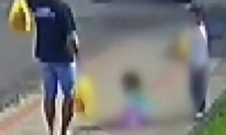 Pai é investigado após ser flagrado agredindo filha de três anos com chute no Paraná