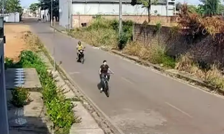 Polícia busca motociclista suspeito de importunação sexual em Marabá