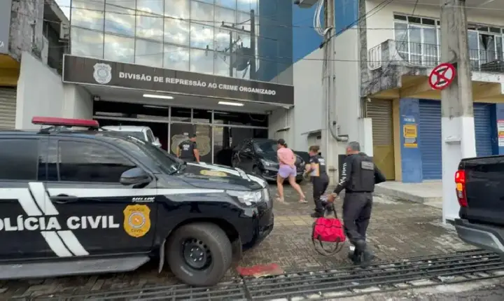 Polícia Civil cumpre 11 mandados contra grupo investigado por fraudes em transferências de veículos