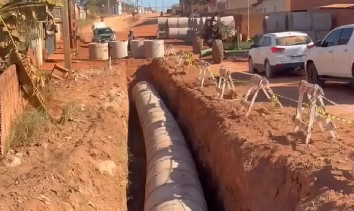 Redenção: Dr. Rener acompanha o avanço de obras na Av. Bahia e no setor Campos Altos