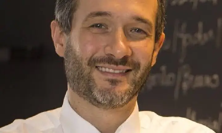 Roger Aguilera renuncia e Márcio Tuma assume presidência do Paysandu