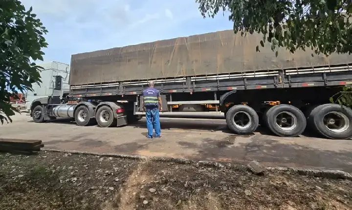 Sefa apreende 27 toneladas de tungstênio de São Félix do Xingu (PA) e 15 mil litros de querosene de Várzea Grande (MT)