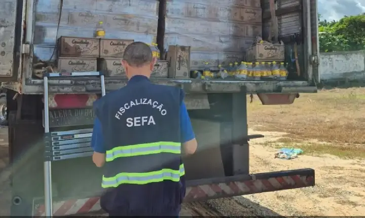 Sefa apreende 5 mil garrafas de cachaça em São Geraldo do Araguaia