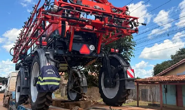 Sefa apreende máquina agrícola avaliada em quase R$ 1 milhão, no município de Dom Eliseu