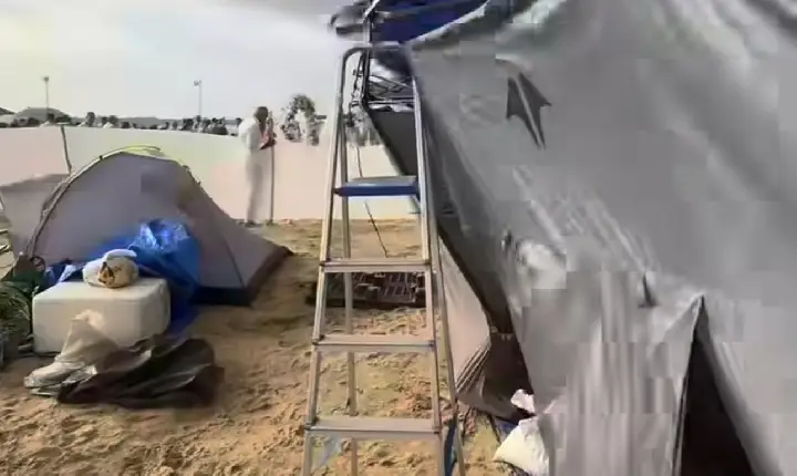 Temporal destrói estrutura de casamento na praia em Araguacema, no Tocantins