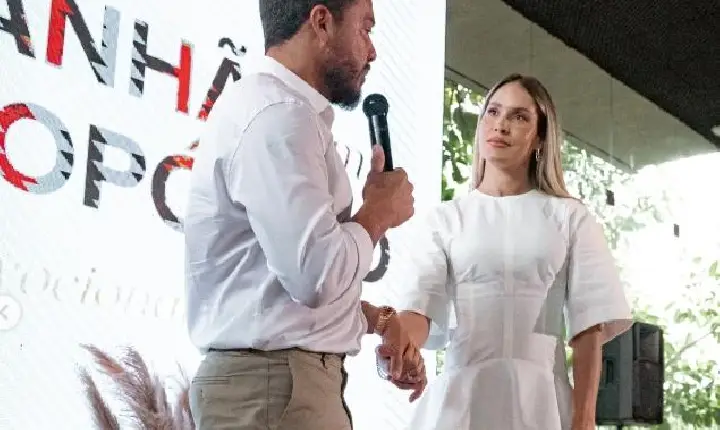 Thyane Dantas lança livro de fé e volta a ter passado exposto nas redes