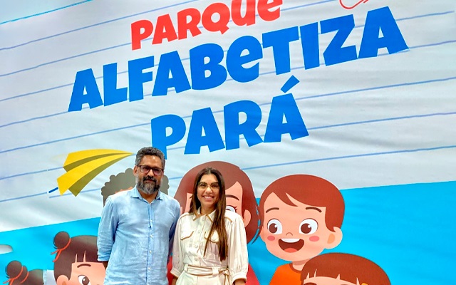 Josemira Gadelha assina compromisso estadual de combate ao analfabetismo
