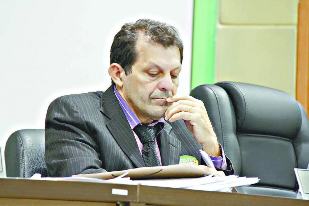 Maurino Magalhães tem contas rejeitadas e deve ficar inelegível