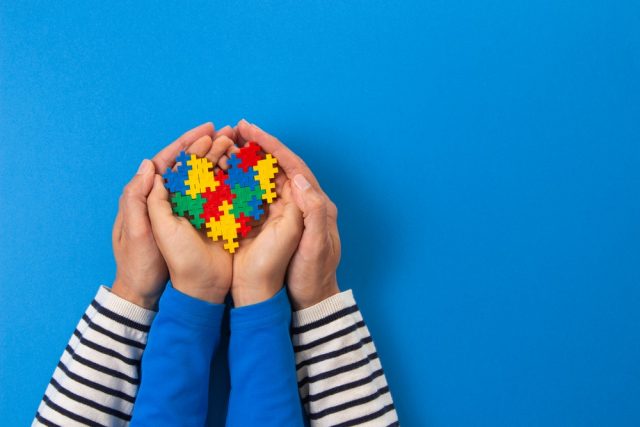 Educação de Canaã realiza caminhada de conscientização sobre o autismo nesta sexta (31)