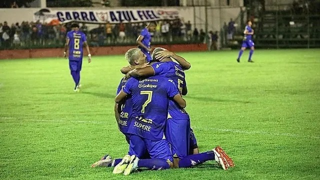 Águia vence Goiás, passa de fase na Copa do Brasil e garante R$ 2,1 milhões