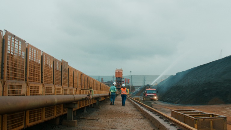Vale usa material de garrafa PET para reduzir emissão de pó preto