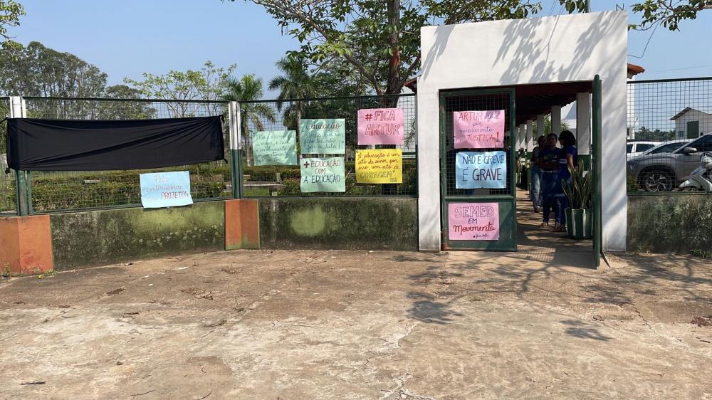 Caos em Itupiranga: educadores protestam contra a demissão de secretário