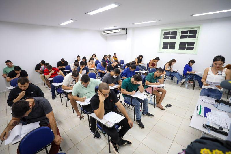 Maior concurso da história da PM do Pará começa com a prova para oficial