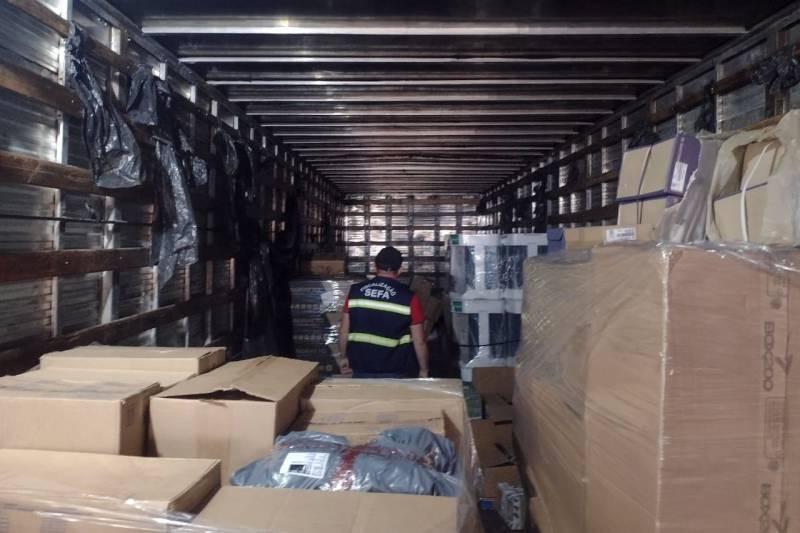 Sefa apreende 165 caixas de mercadorias diversas em Dom Eliseu