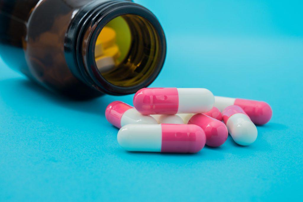 Saúde alerta para os perigos da automedicação