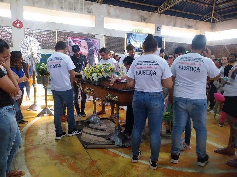 Família de tatuadora acredita que acusado tinha obsessão por ela