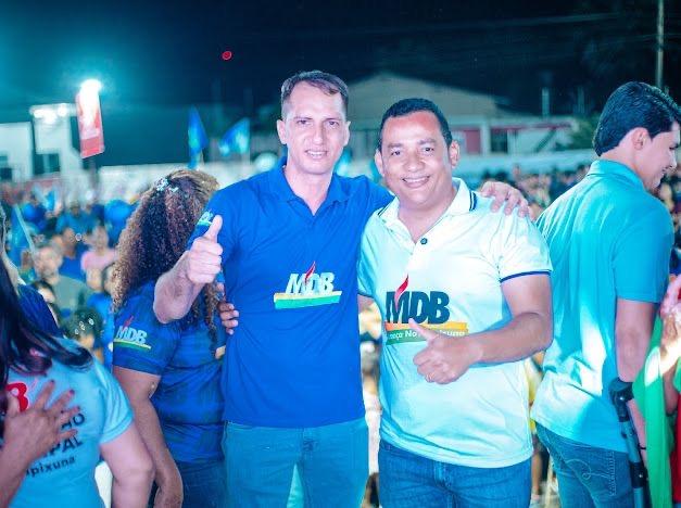 Candidato a prefeito é visto abraçado com suspeito de mandar matar o primo dele em Nova Ipixuna