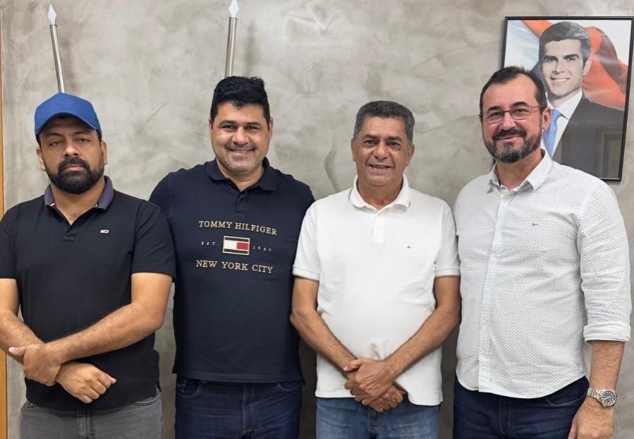 Em Belém, prefeito Valdir Lemes e vereador Hugo Machado se reúnem com Superintendência da Adepará