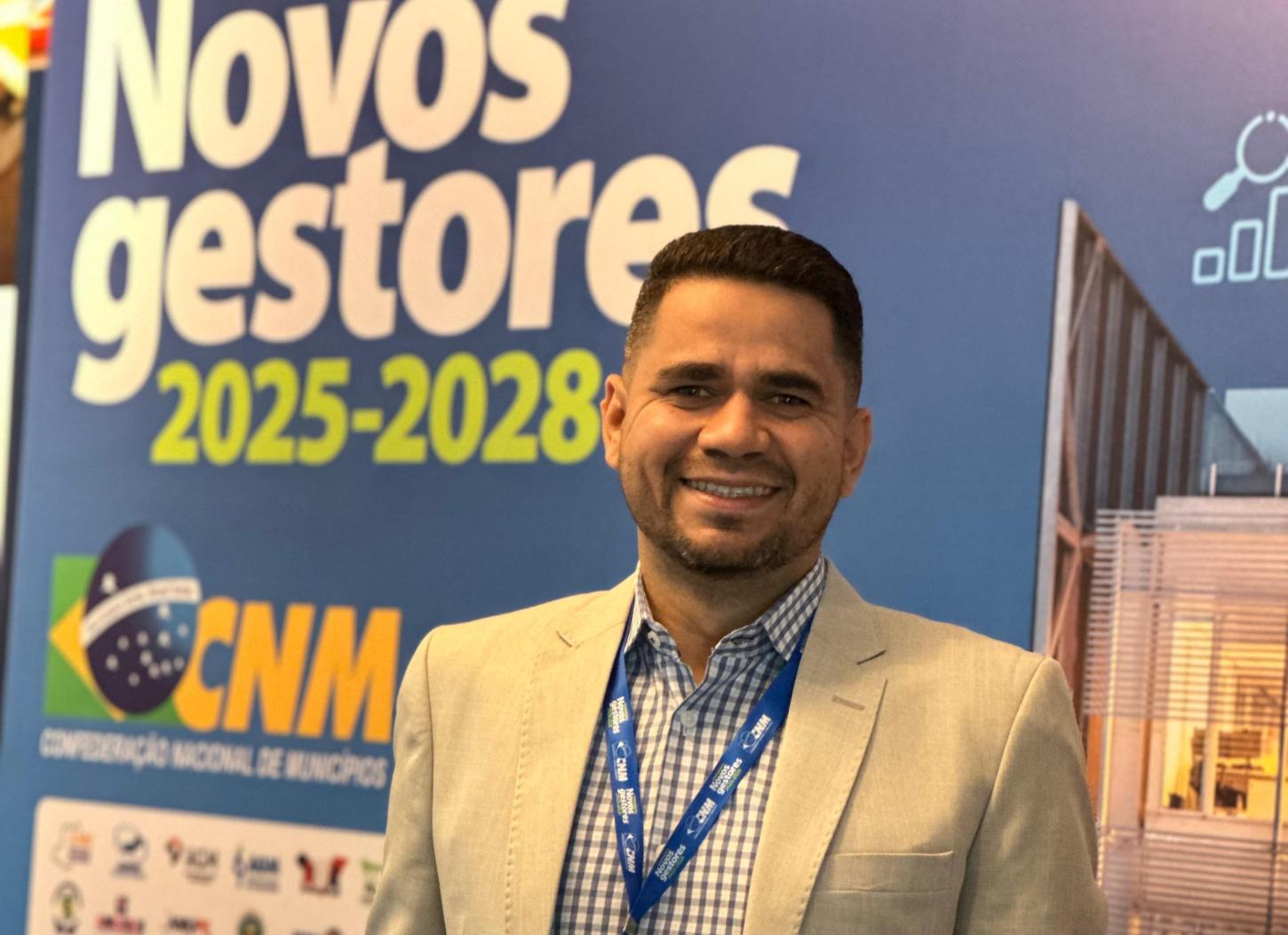 Em Brasília, Wagno Godoy participa de seminário com prefeitos eleitos de todo o país